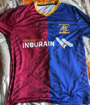 Autoescuela Induráin - uniforme 1